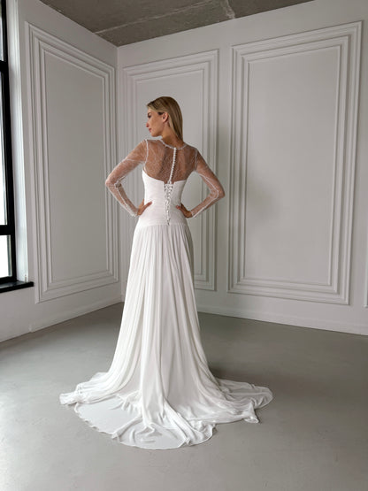Delicate  Chantilly Lace Bolero – Timeless Elegance in Every Detail
