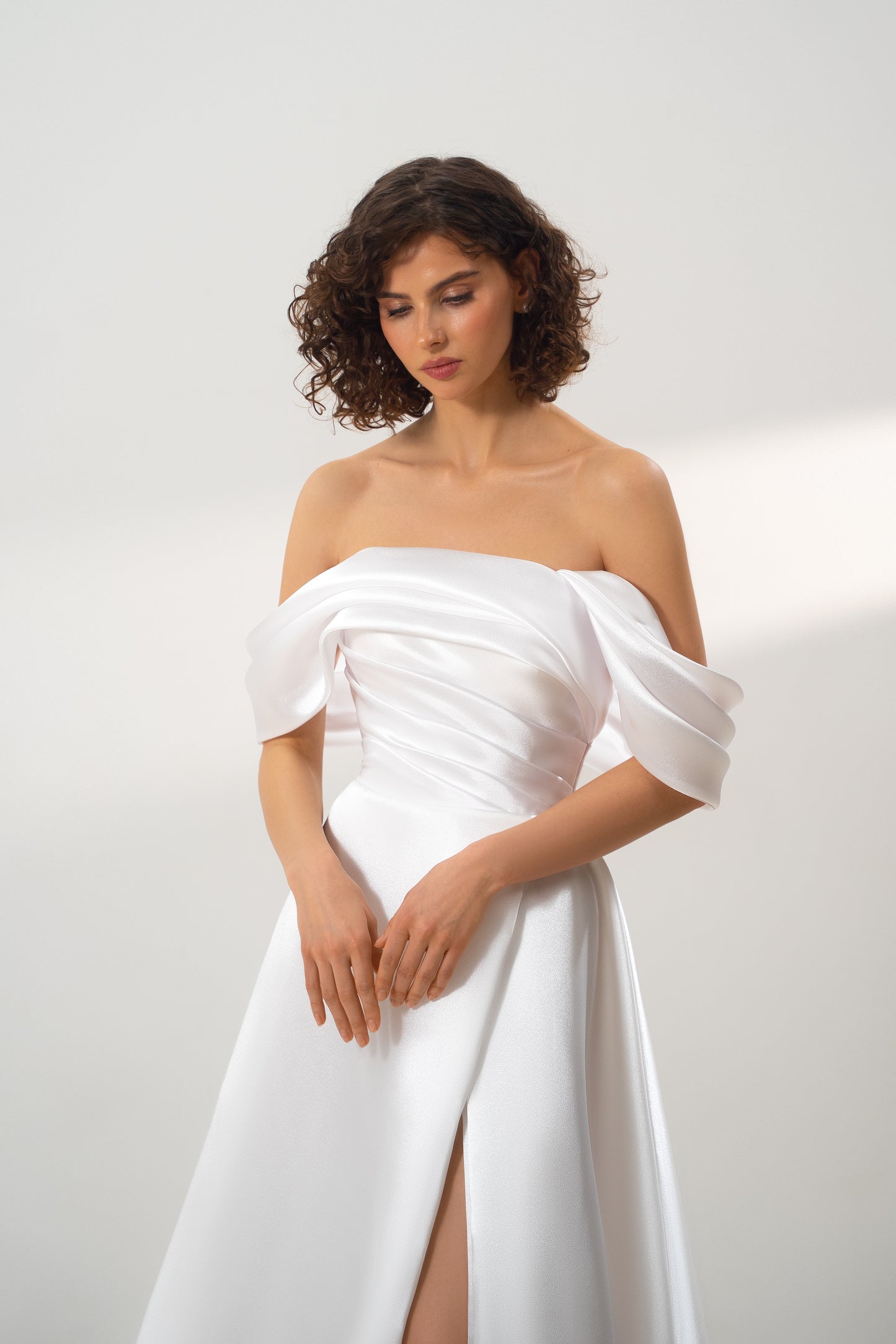 Elizabeth – Off-the-Shoulder Organza Wedding Dress with High Slit