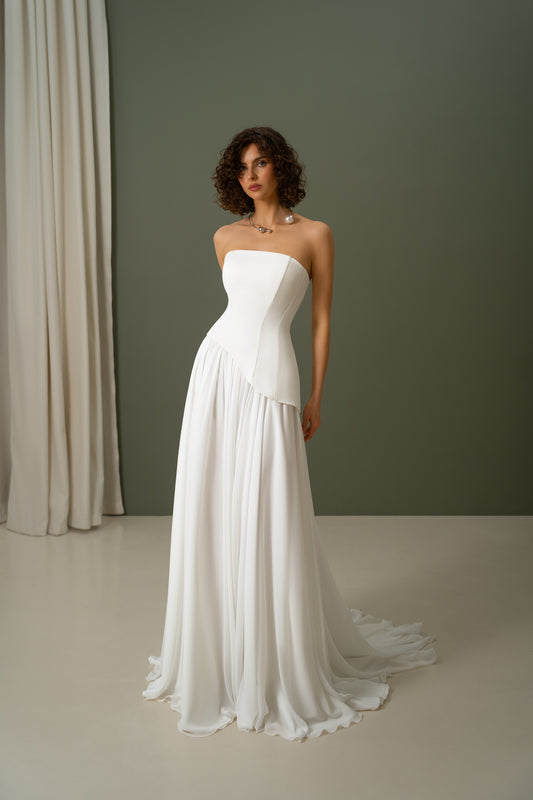 Lulu – Minimalist Strapless Wedding Gown with Asymmetrical Corset