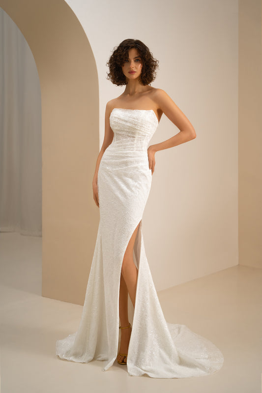 Mariya - Strapless Lace Wedding Dress with Detachable Train & Gloves