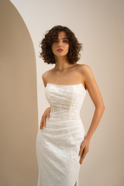Mariya - Strapless Lace Wedding Dress with Detachable Train & Gloves