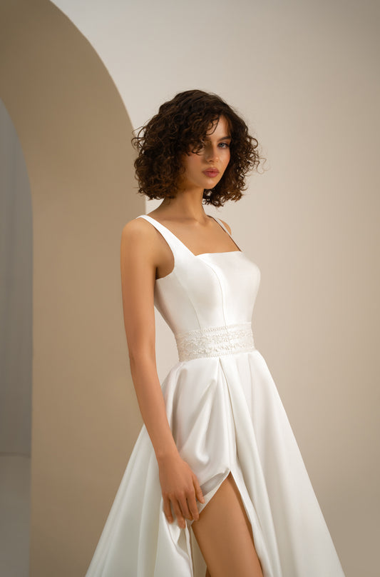 Anre – Square Neck A-Line Wedding Dress with Slit