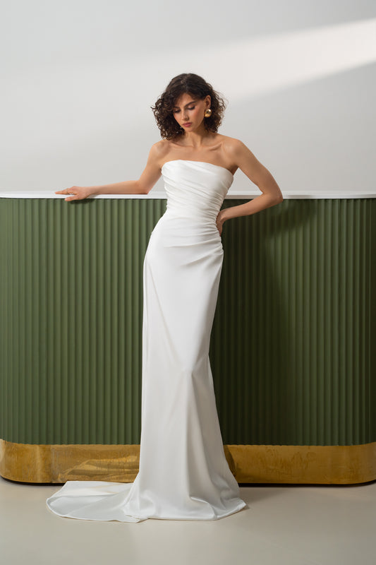 Joan – Minimalist Strapless Satin Column Wedding Dress